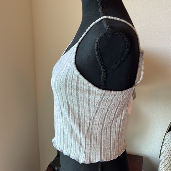 Gray crop top with adjustable straps Avidlove Medium NWT - Picture 4 of 8